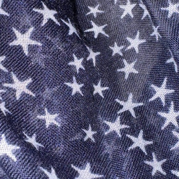 OLD NAVY Must Have for Travel Soft Light Infinity Scarf with Stars - Picture 2 of 6